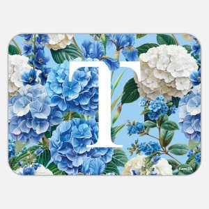 Tovaglietta in materiale plastico riciclabile con fantasia floreale e lettera T